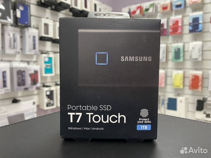 Портативный SSD Samsung T7 Touch USB 3.2 1Tb новый