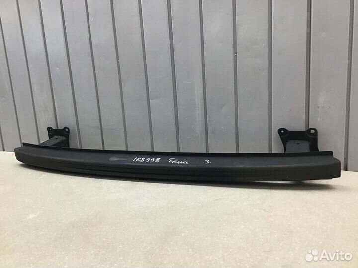 Усилитель заднего бампера VW Jetta 2006-2011