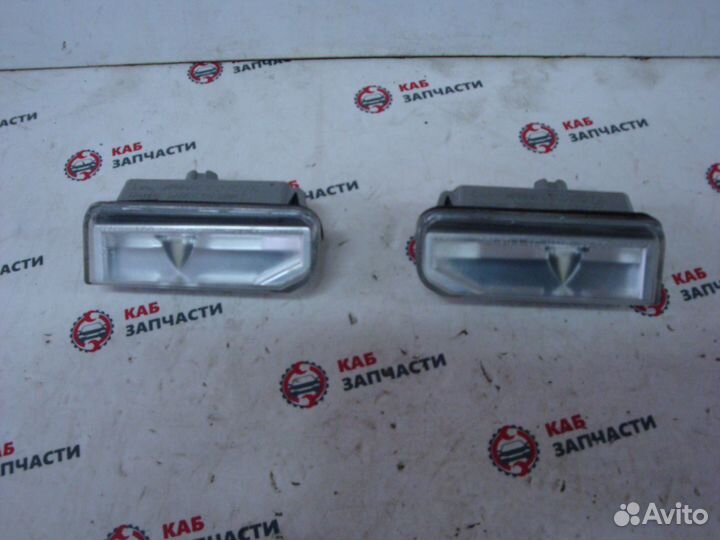 Фонарь подсветки номера Lexus IS250