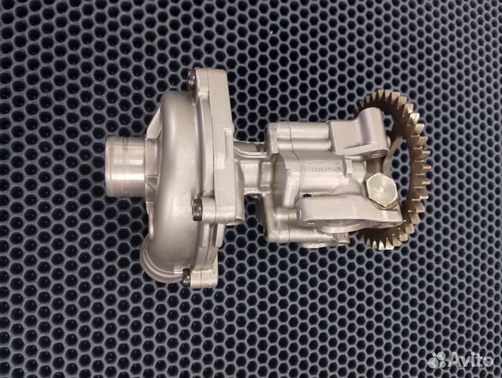 Mv agusta F3 Brutale Dragster 800 675 помпа, масло