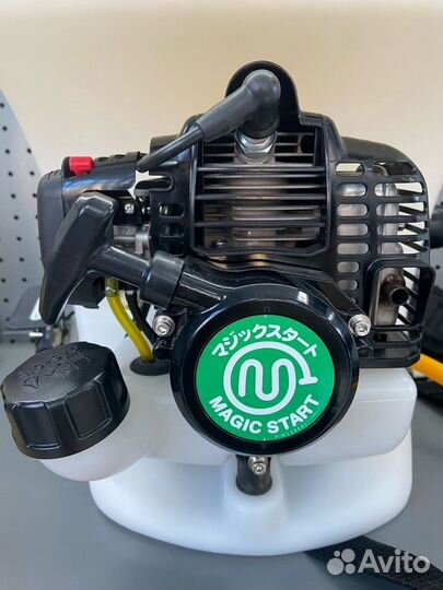 Бензиновый опрыскиватель