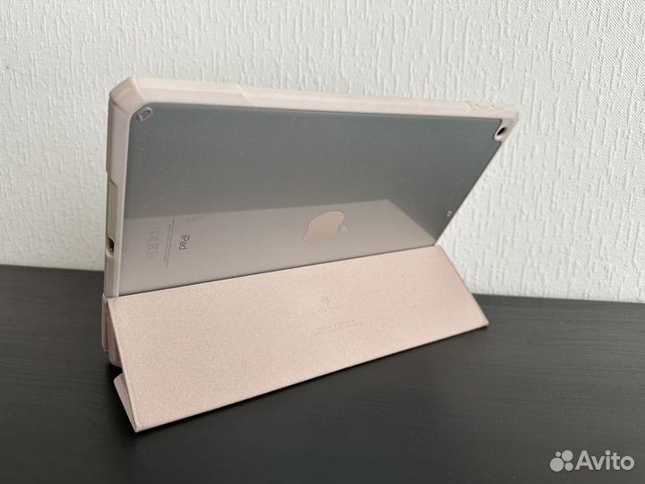 Планшет Apple iPad 10.2 (2021) Wi-Fi 64гб