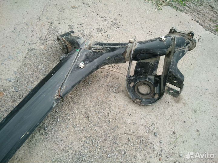 Балка задняя Skoda Rapid под барабан