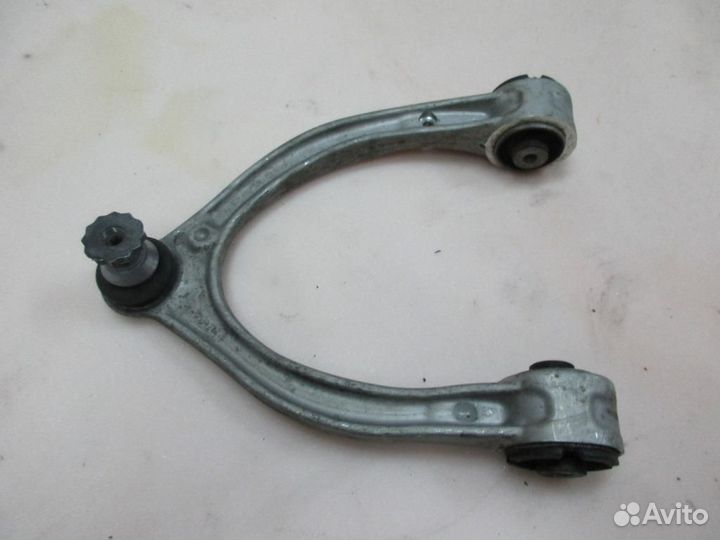 Рычаг передний верхний w205 C-class 274.920 07