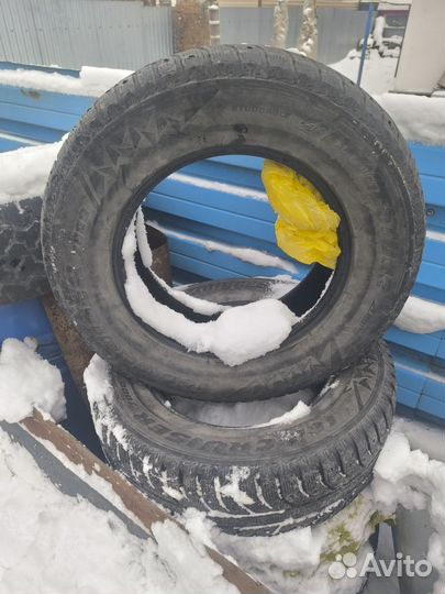 Bridgestone Ice Cruiser 7000 255/65 R17