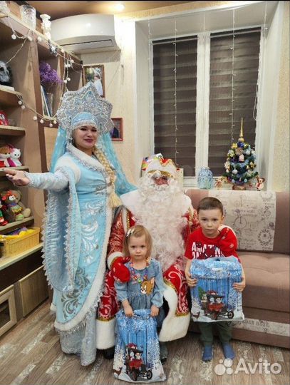 Дед Мороз и Снегурочка