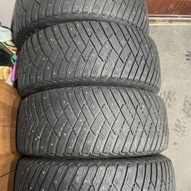 Goodyear Cargo Ultra Grip 235/55 R17