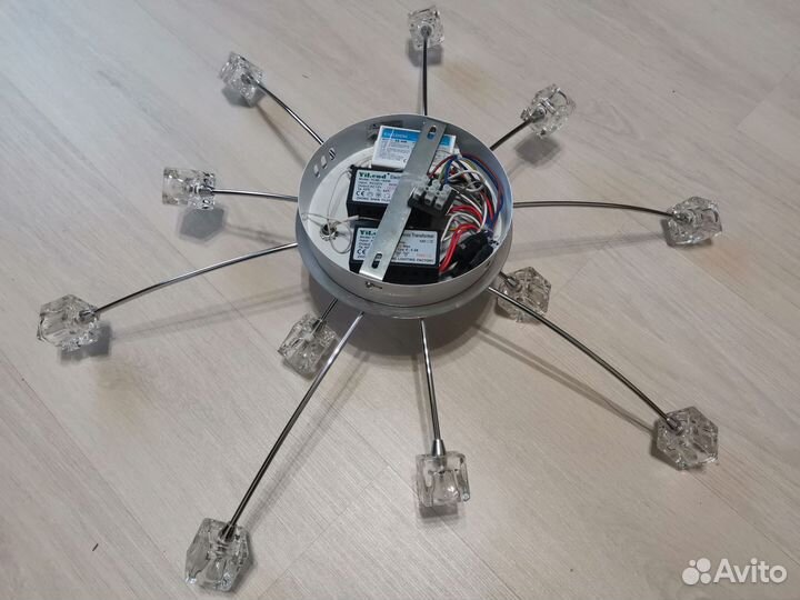 Люстра потолочная светодиодная с пультом