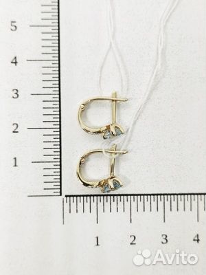 Золотые серьги с топазом