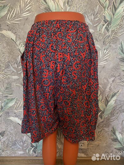Шорты женские новые 62 размер