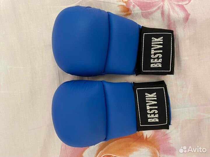 Перчатки для каратэ