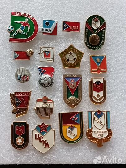 Значки Ц С К А футбол хоккей
