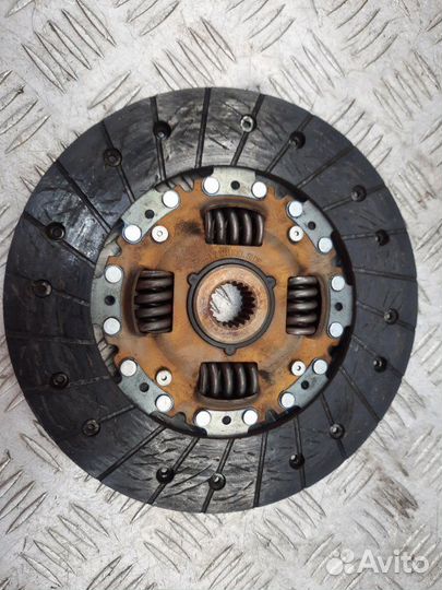 Диск сцепления Mitsubishi Lancer 9 CS 1.3 4G13 82