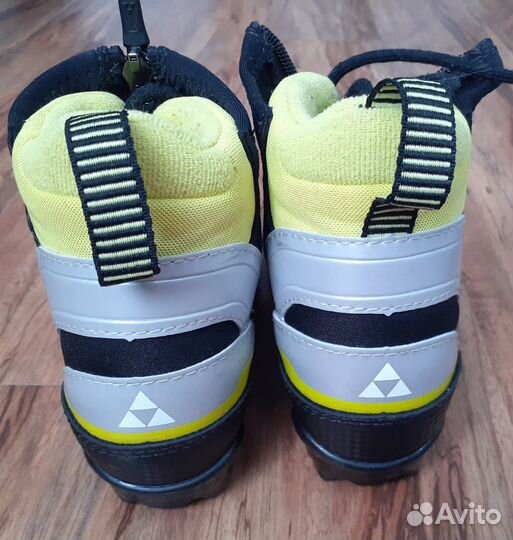 Лыжные ботинки fischer EU 31