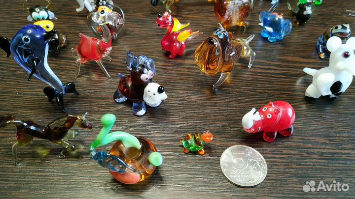 Стеклянные фигурки