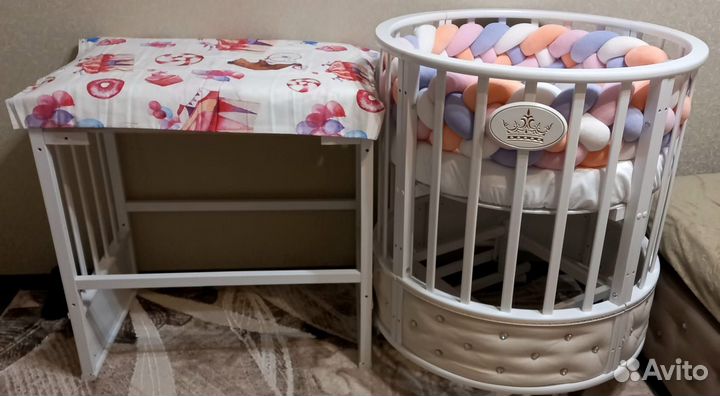 Кровать с балдахином