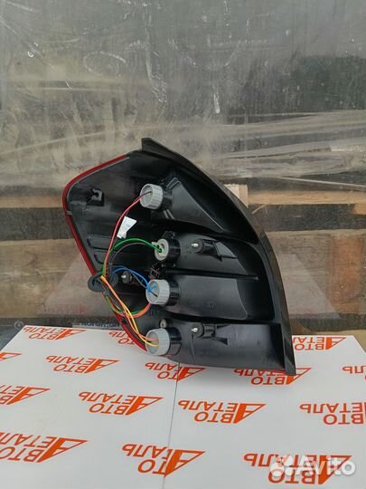 Фонарь задний LADA Granta-2 универсал правый