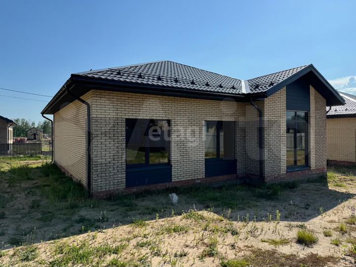 Коттедж 107,8 м² на участке 5,5 сот.