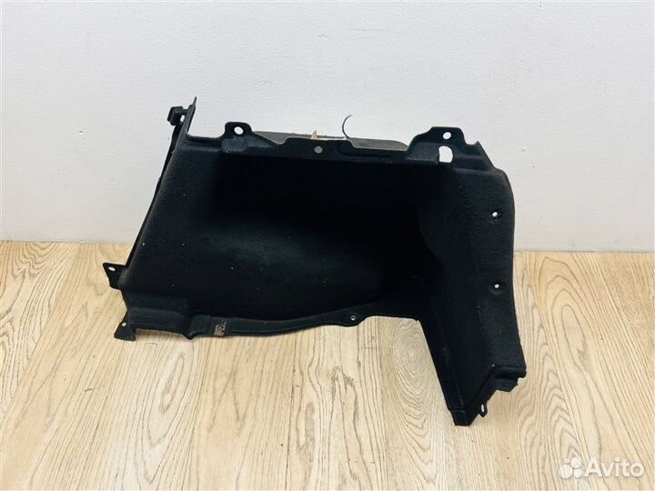 Обшивка багажника задняя правая Hyundai I30 1.6