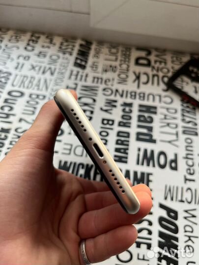 iPhone 11 64 gb
