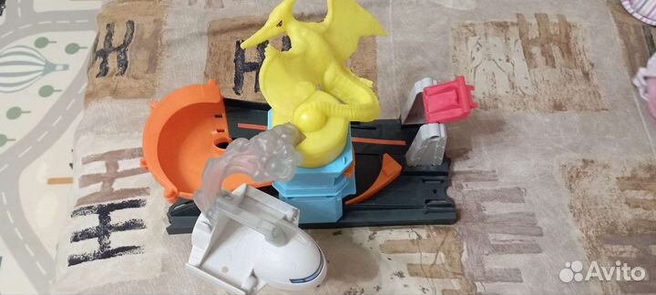 Hot wheels трек
