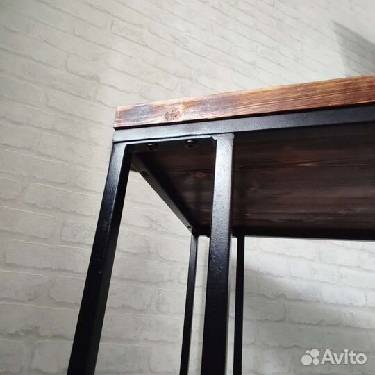 Приставной столик loft