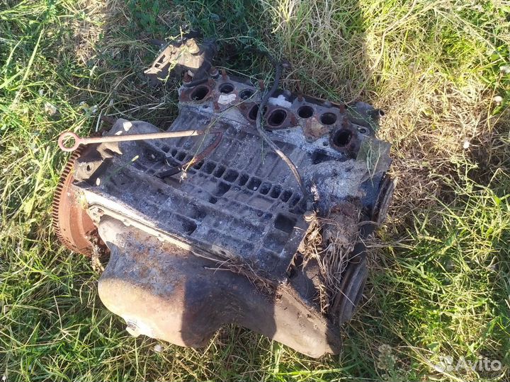 Шкода Фелиция двигатель по запчастям