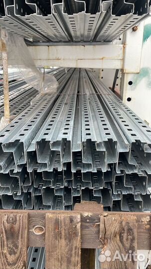 Стеллажи фронтальные