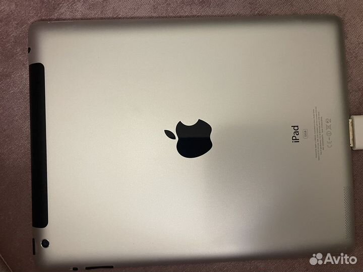 Планшет Apple iPad 32Gb Wi-Fi MD370RS/A