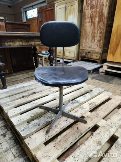 Стул вращающийся СССР