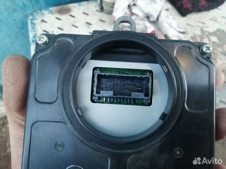 Блок управления LED фарой Toyota Rav4 XA50