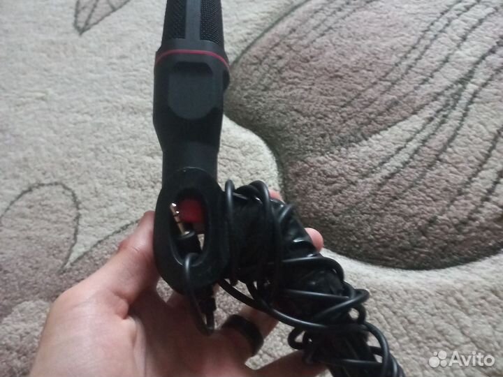 Микрофон Trust