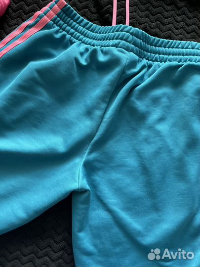 Спортивный костюм adidas