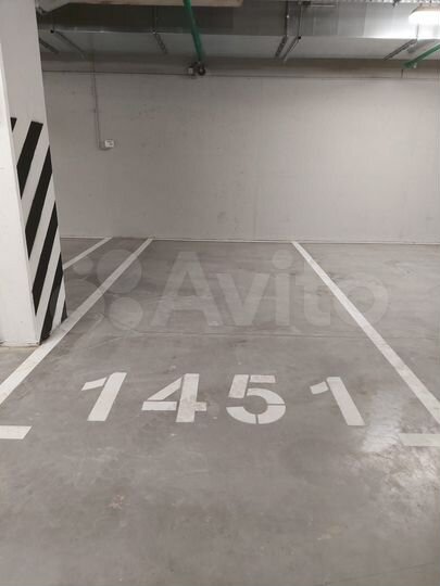 Машиноместо, 13 м²