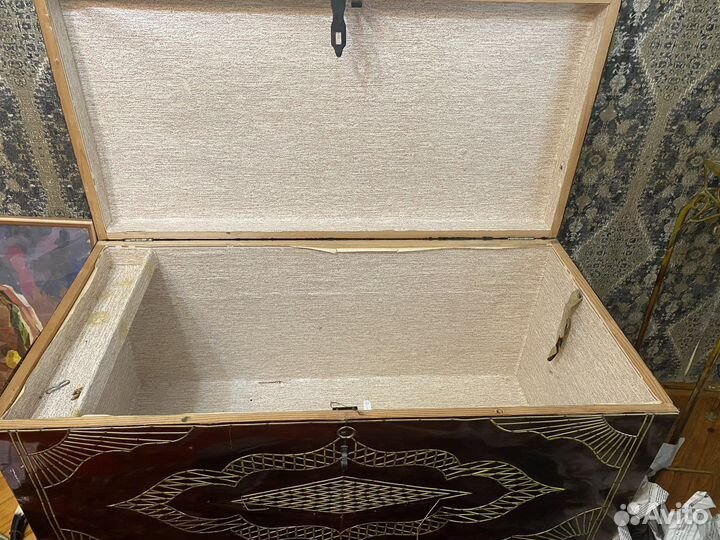 Сундук деревянный большой