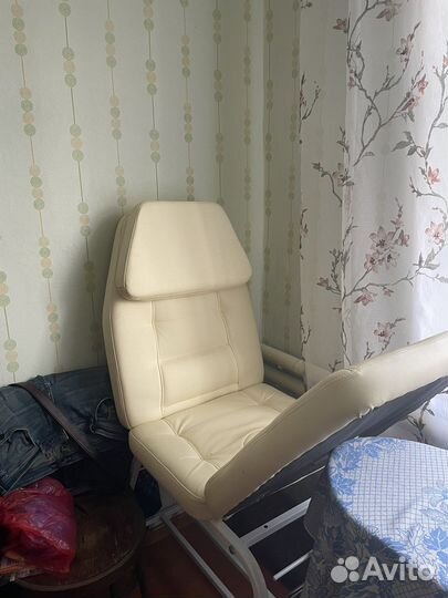 Кресло косметолога