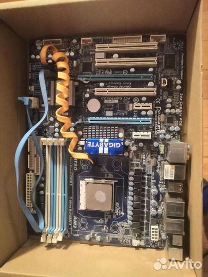 Материнская плата