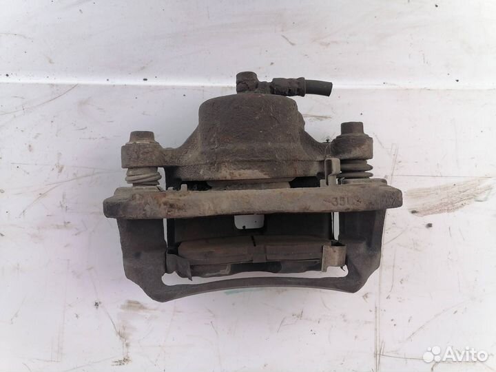 Суппорт тормозной передний правый Mitsubishi 7