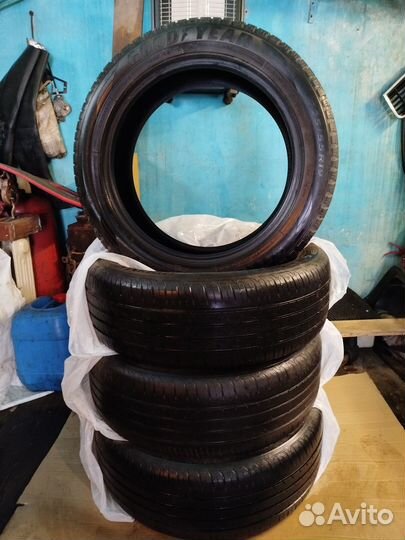 Goodyear EfficientGrip 2 SUV 225/55 R19