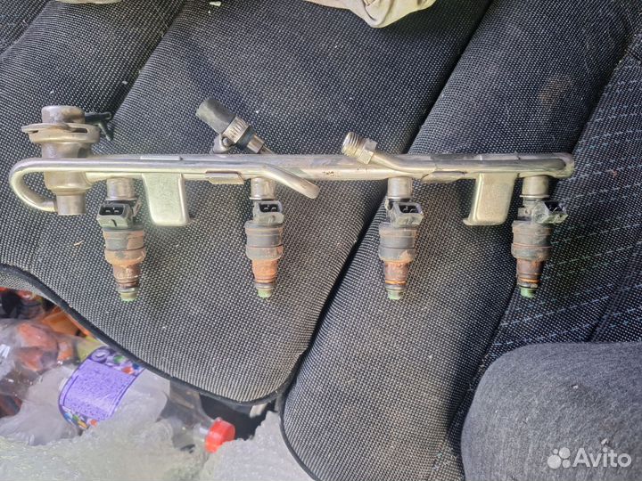 Топливная рампа с форсунками ауди а4 б5