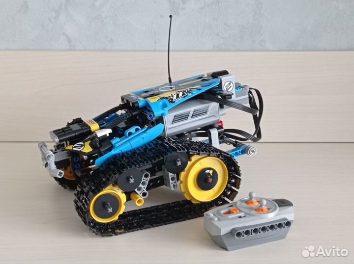 Lego Technic 42095 Скоростной вездеход ду