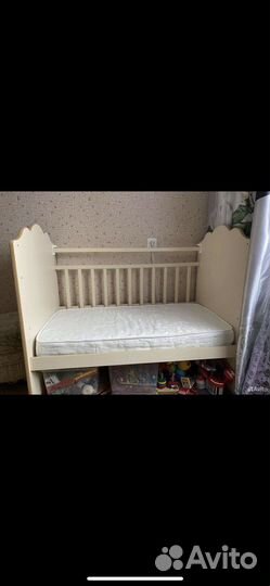 Детская кровать с матрасом