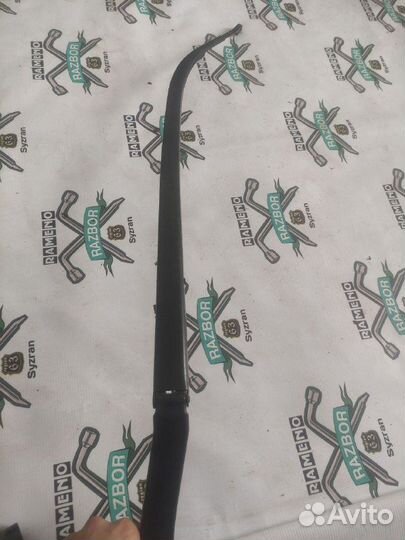 Щеткодержатель Mazda CX-7