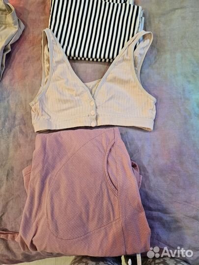 Вещи для беременных и кормящих 42-44р