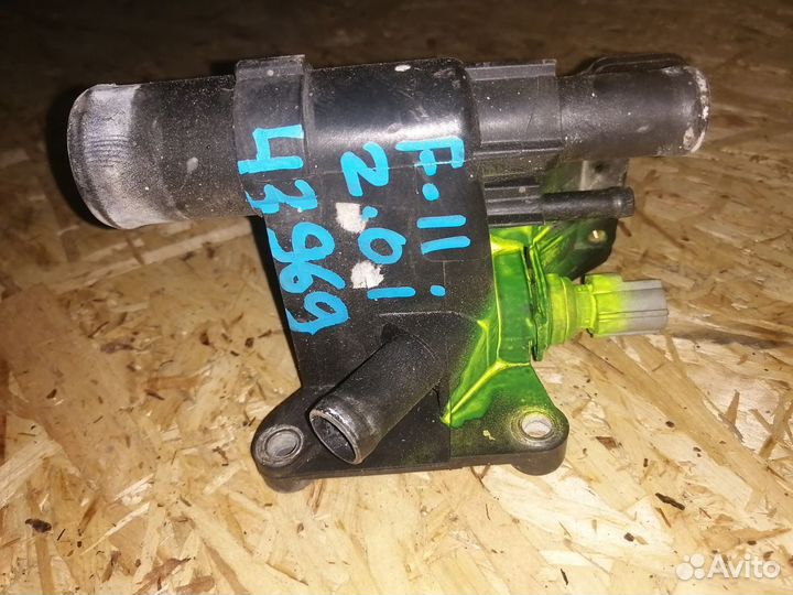 Фланец системы охлаждения Ford Focus 2 2.0 бензин