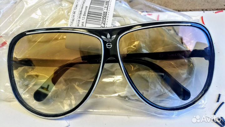 Солнцезащитные очки adidas винтаж