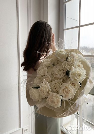 Авторский букет из роз. Доставка в аквабоксе