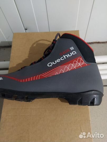 Лыжные ботинки