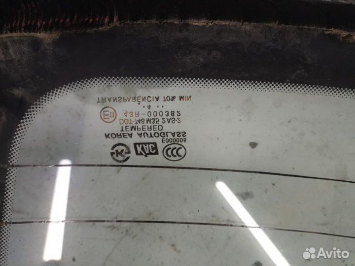 Стекло заднее заднее Hyundai Elantra седан G4ED