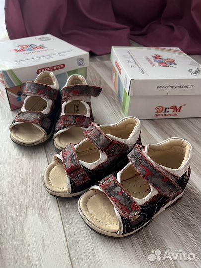 Ортопедические сандалии для двойни